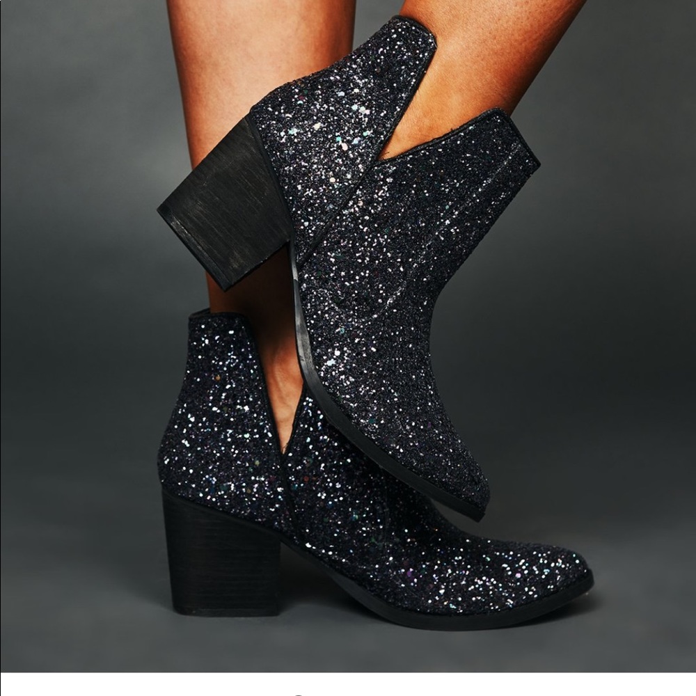 Black sparkle booties